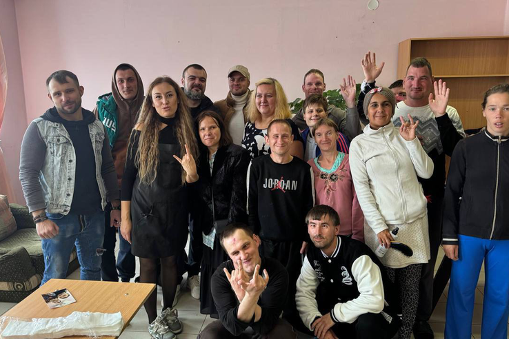 Федерация функционального многоборья продолжает поддерживать Волосовский психоневрологический интернат