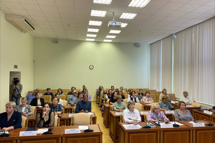 О мерах поддержки — на круглом столе с родителями детей-инвалидов