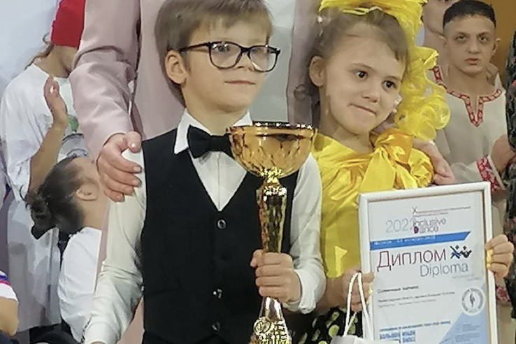 Дети из Ленинградской области стали лауреатами в Международном конкурсе по инклюзивному танцу Inclusive Dance-2022