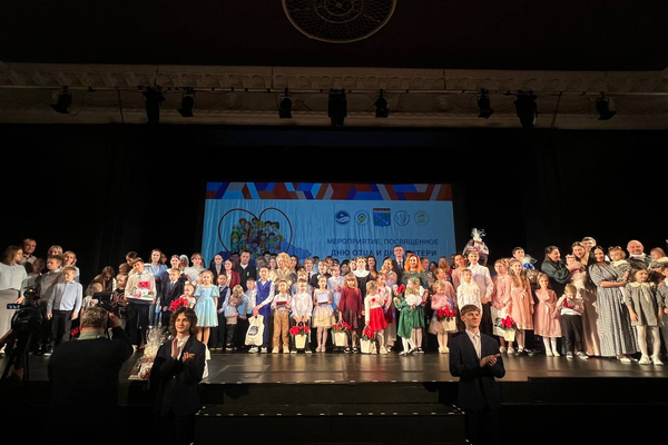 Церемония чествования многодетных семей прошла в Ленинградской области