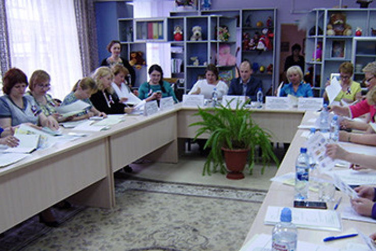 Круглый стол» по вопросам организации социального сопровождения в Ленинградской области