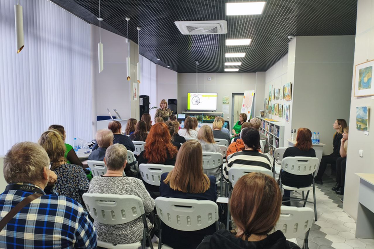 В Лужском районе прошел круглый стол с родителями детей-инвалидов